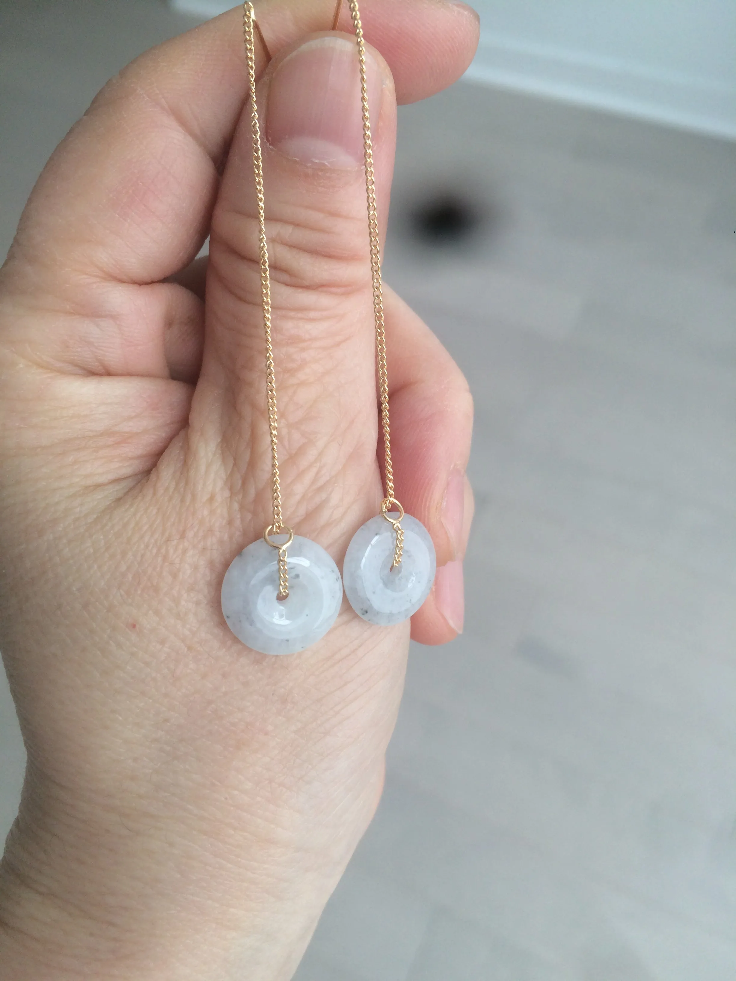 100% Natural icy watery white/black (冰乌鸡) safety guardian donut dangling jadeite Jade earring D81