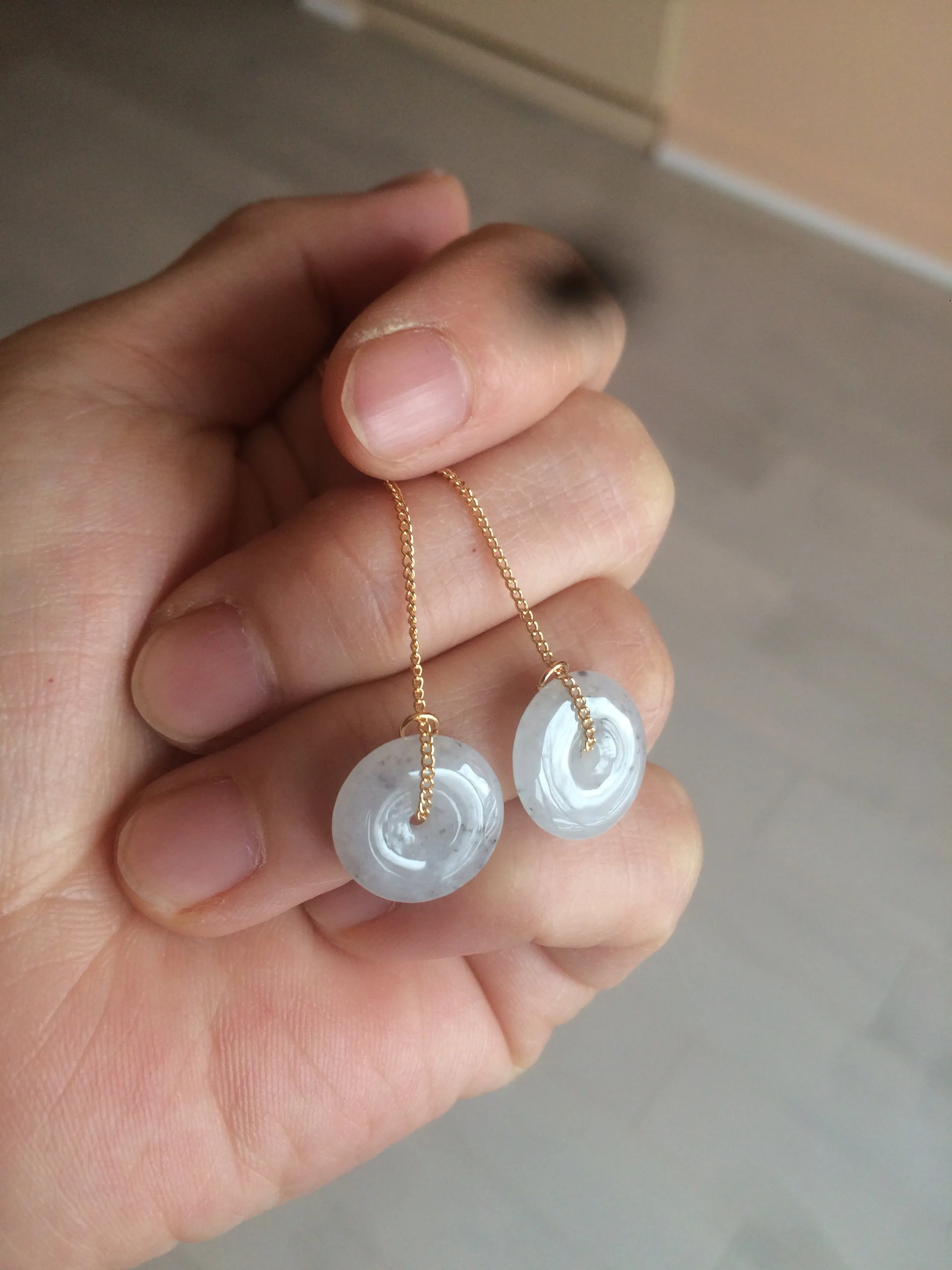 100% Natural icy watery white/black (冰乌鸡) safety guardian donut dangling jadeite Jade earring D81