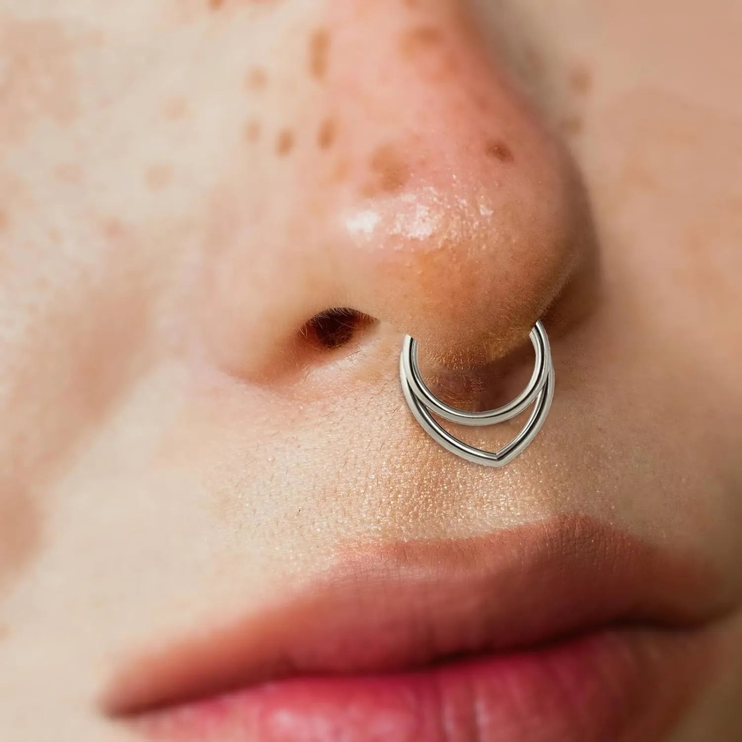 16g Septum Ring Hoops: Surgical Steel Double Ring Nose Rings, Hinged Segment Nose Lips Helix Cartilage Clicker Hoop Earrings Daith Piercing Rings for Women Men 8mm 10mm