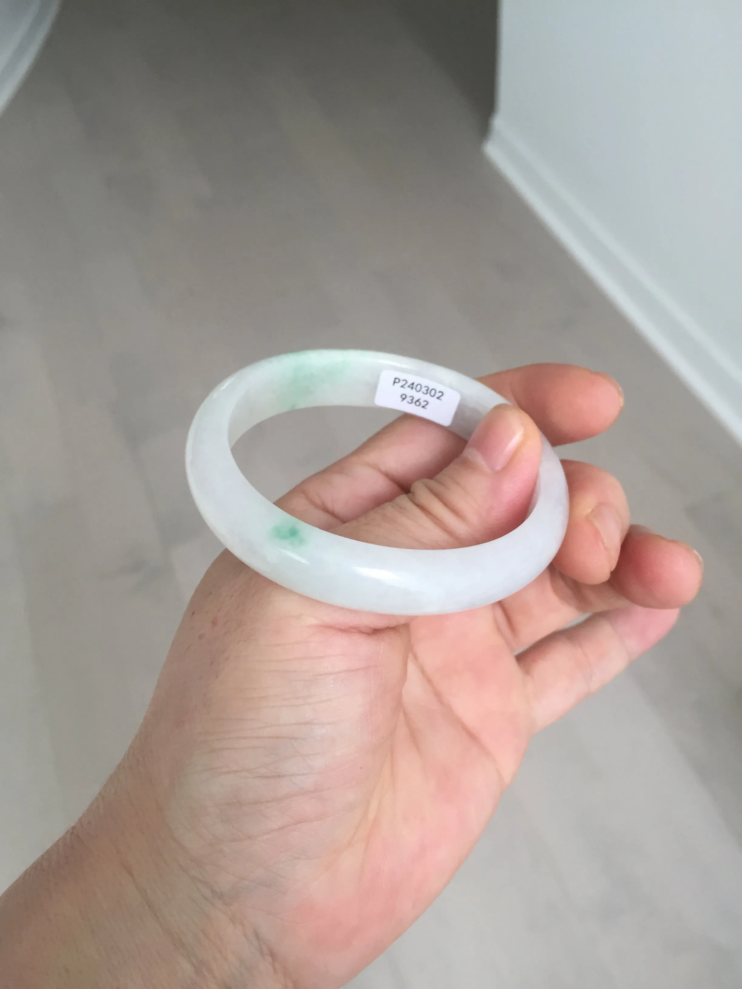 47mm certified 100% natural Type A icy watery sunny green white oval jadeite jade bangle BP47-9362