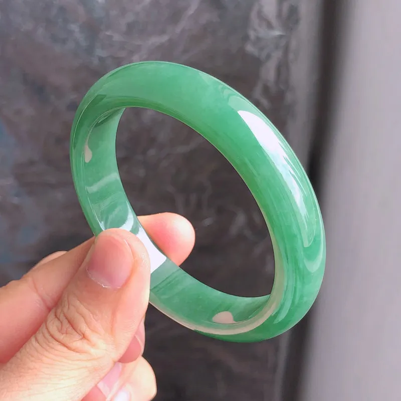 Natural Jade Bangle Jadeite Bangle Internal Diameter 53.2mm NBE090