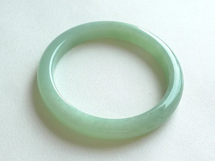 Natural Jade Bangle Jadeite Bangle Internal Diameter 55.5mm BER030