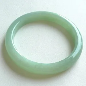 Natural Jade Bangle Jadeite Bangle Internal Diameter 55.5mm BER030