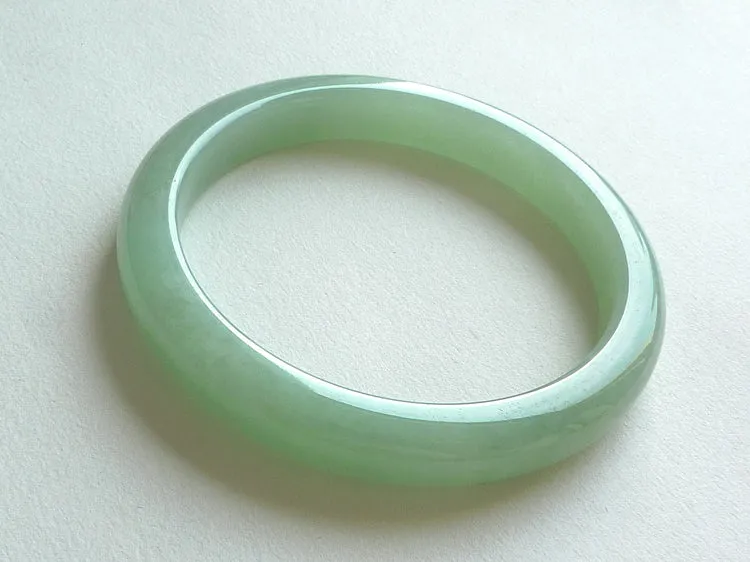 Natural Jade Bangle Jadeite Bangle Internal Diameter 55.5mm BER030