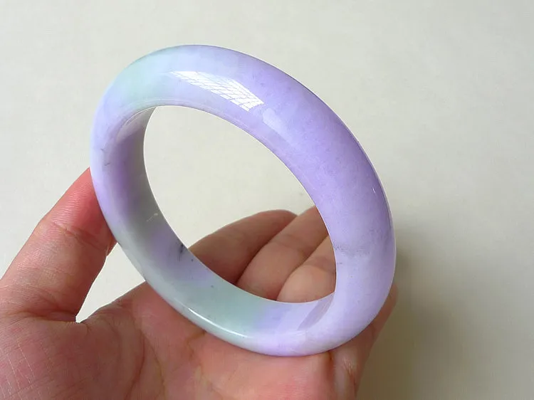 Natural Jade Bangle Jadeite Bangle Internal Diameter 55mm BER361