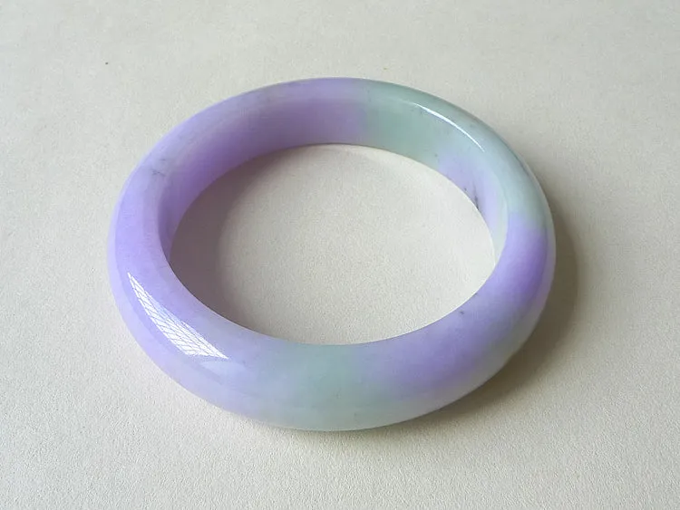 Natural Jade Bangle Jadeite Bangle Internal Diameter 55mm BER361
