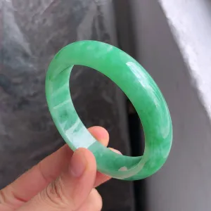 Natural Jade Bangle Jadeite Bangle Internal Diameter 55mm NBE078