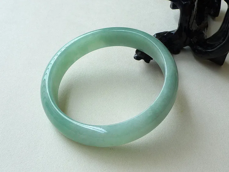 Natural Jade Bangle Jadeite Bangle Internal Diameter 56.5mm BER345