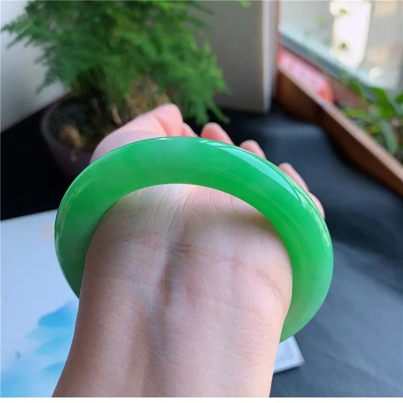 Natural Jade Bangle Jadeite Bangle Internal Diameter 58.0mm 00943