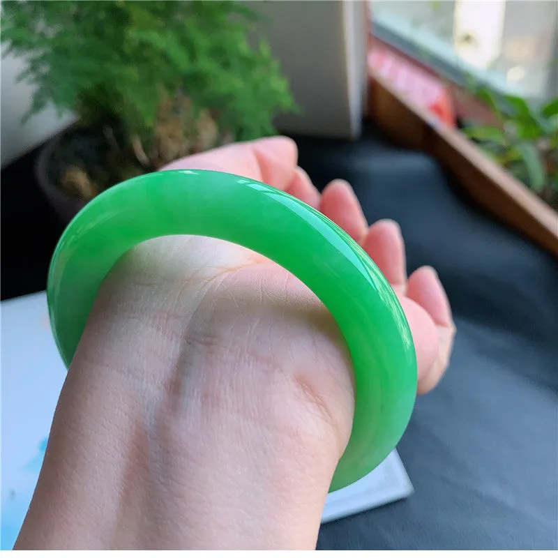 Natural Jade Bangle Jadeite Bangle Internal Diameter 58.0mm 00943