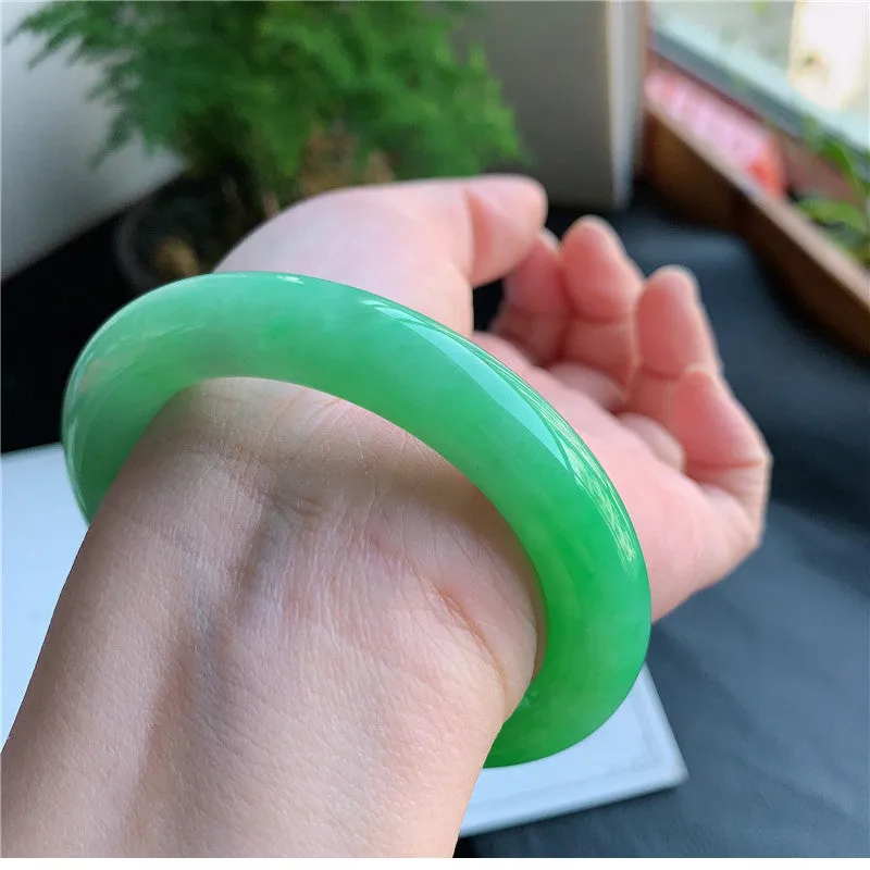 Natural Jade Bangle Jadeite Bangle Internal Diameter 58.0mm 00943