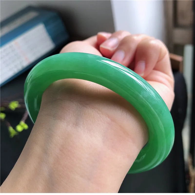 Natural Jade Bangle Jadeite Bangle Internal Diameter 58.2mm A4030709